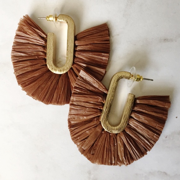 Brown Fan Tassel Earrings - Picture 3 of 3